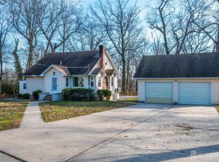 92 Coleman St, Edison, NJ 08817