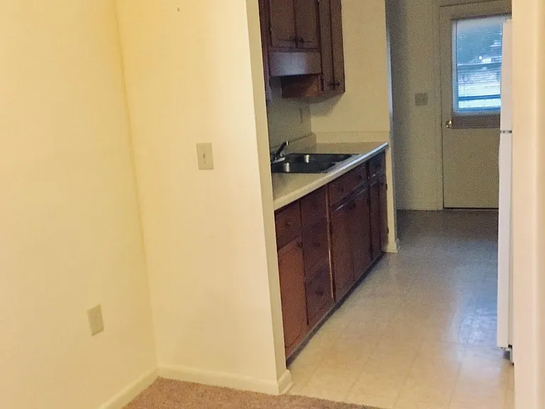 2130 Main St — Photo 9
