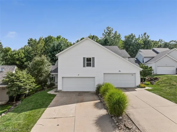 569 Hilltop Ter, Tallmadge, OH 44278