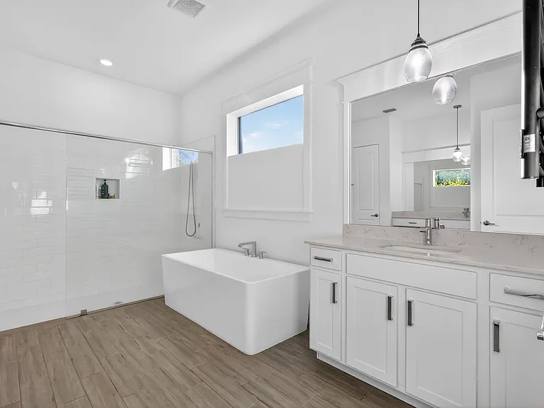 799 Hookline Cir — Photo 43