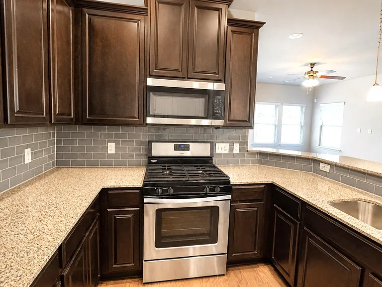 2304 S Lakeline Blvd #231 — Photo 6