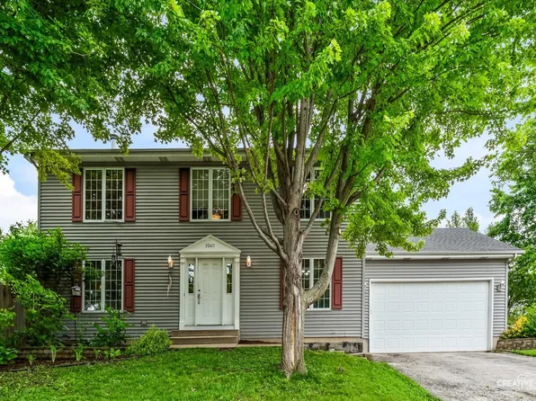 3S665 Virginia Ave, Warrenville, IL 60555