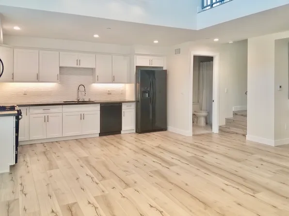 1110 Magnolia Ave #202, Los Angeles, CA 90006