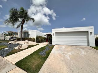 (Undisclosed Address), Coamo, PR 00769