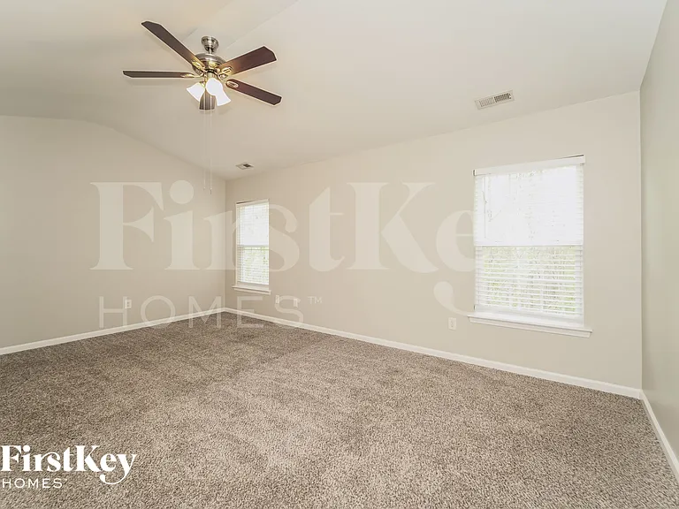12204 Palomar Dr — Photo 10