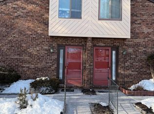 1303 Mountainview Dr #1303, Wayne, PA 19087