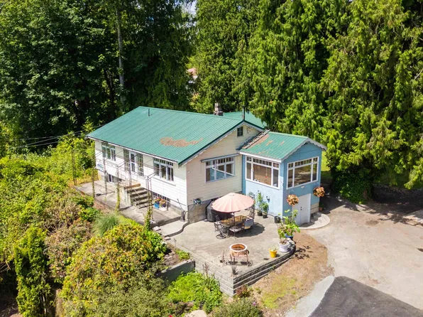 28203 Lougheed Hwy, Maple Ridge, BC V2W 1L1