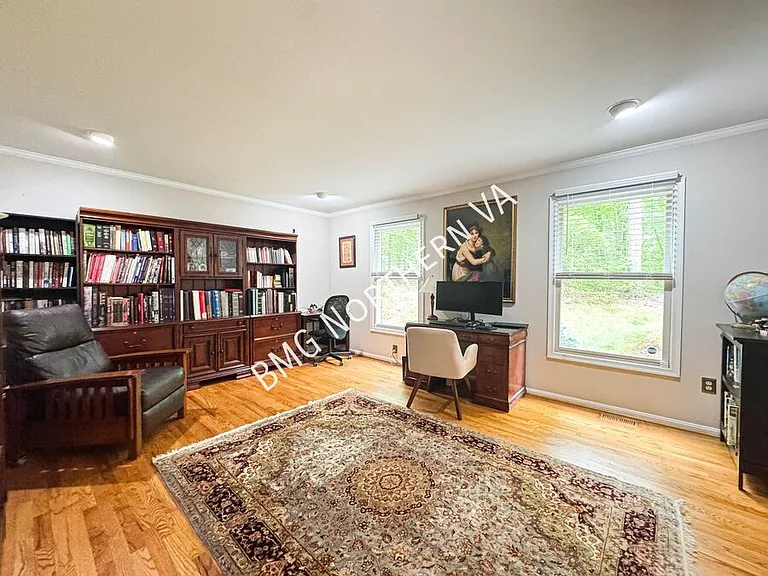 4800 Occoquan Overlook — Photo 8