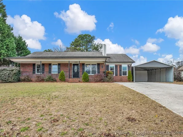 104 Stonewall St, Raeford, NC 28376