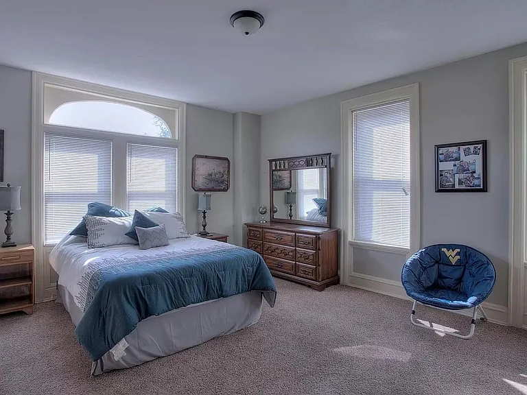 1102 S 30th Ave — Photo 17