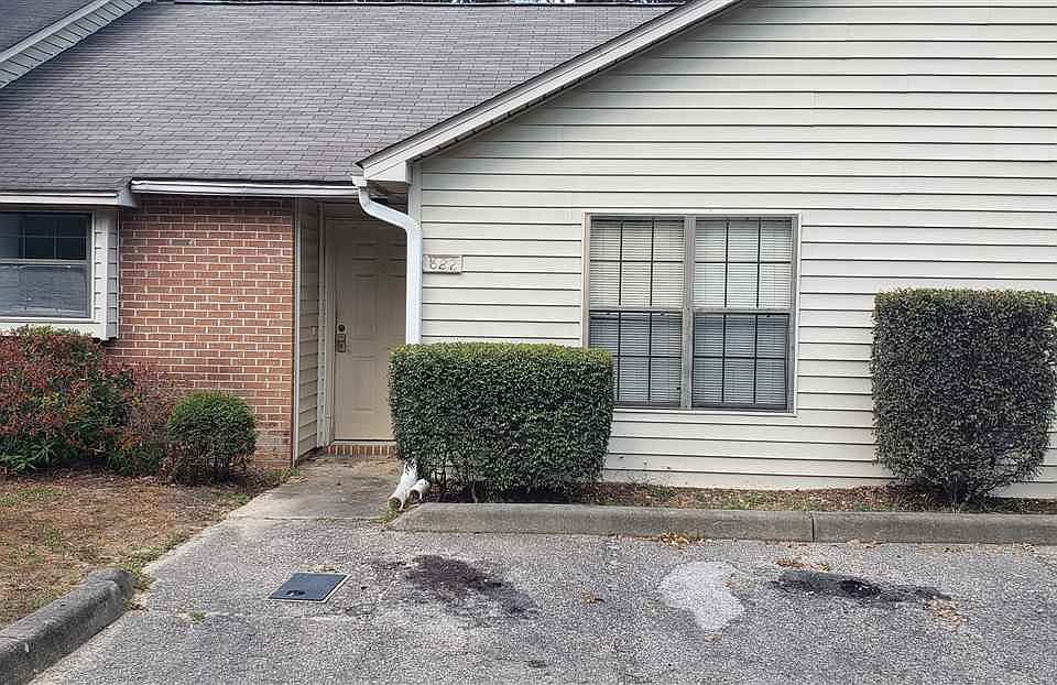 1st image of 822 Ashlyn Forest Dr