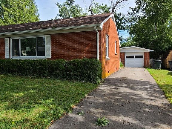 2nd image of 3048 Dartmouth Dr