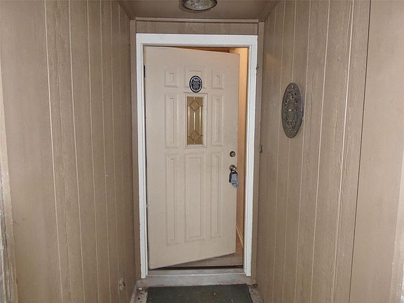 4th image of 2514 Slippery Rock Dr