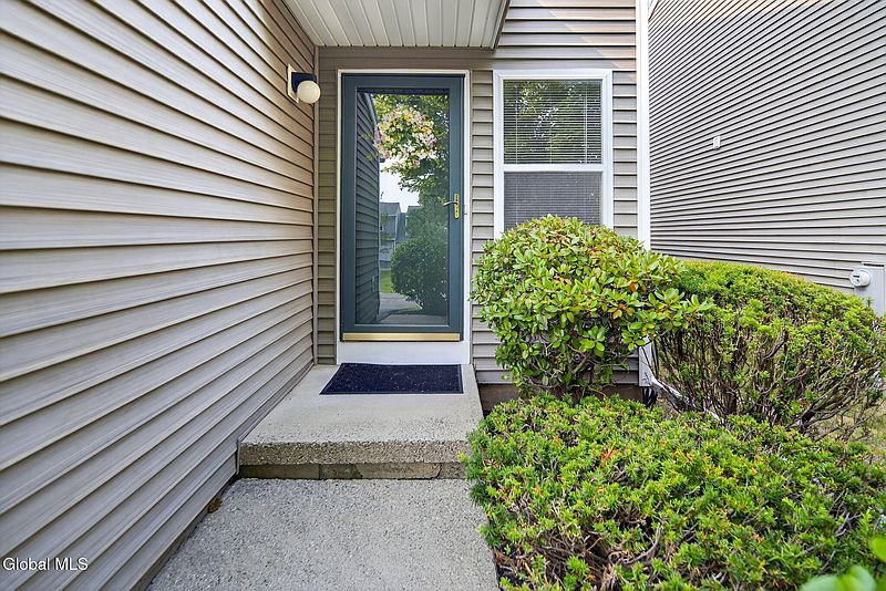 3rd image of 102 Harvard Road