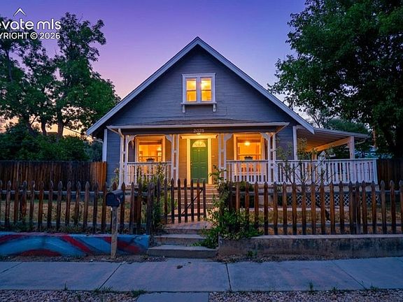 2nd image of 2038 Armstrong Ave