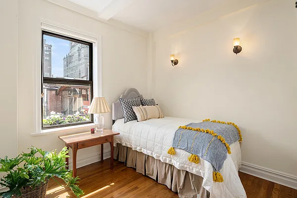 Sold by Compass | media 8