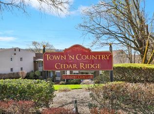 267 Country Club Lane, Pomona, NY