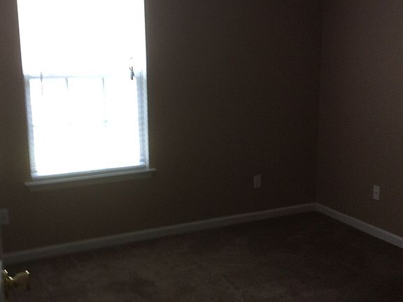 5th image of 104 Susquehanna Trl