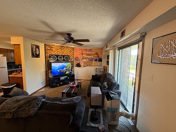 3rd image of 10501 S Highland Ave #306C
