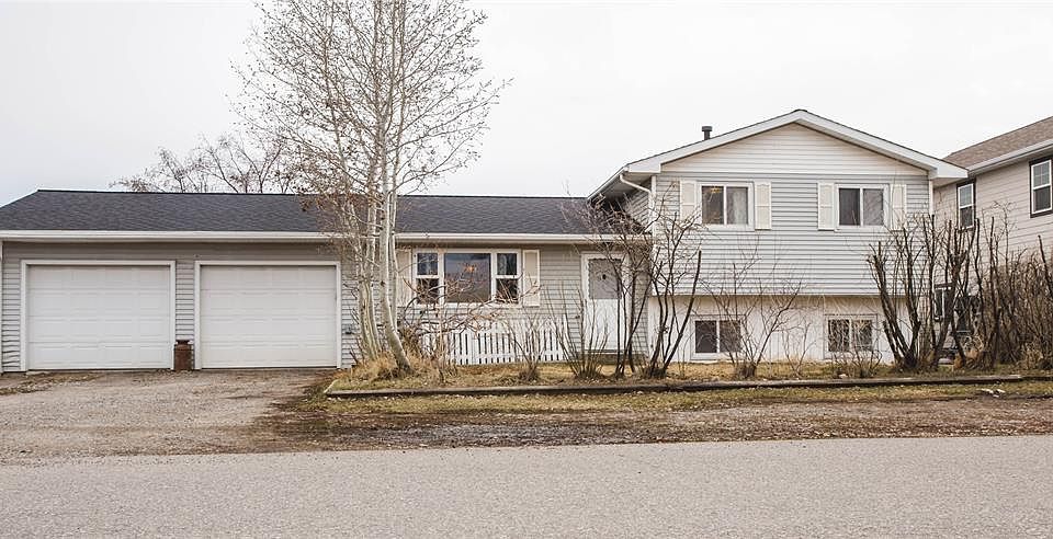 1st image of 304 Helen Dr
