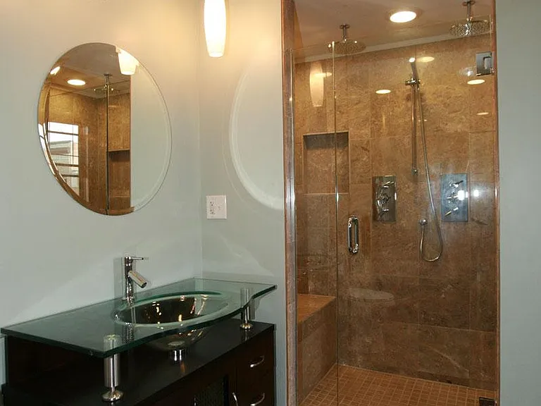 701 State St #202 — Photo 5