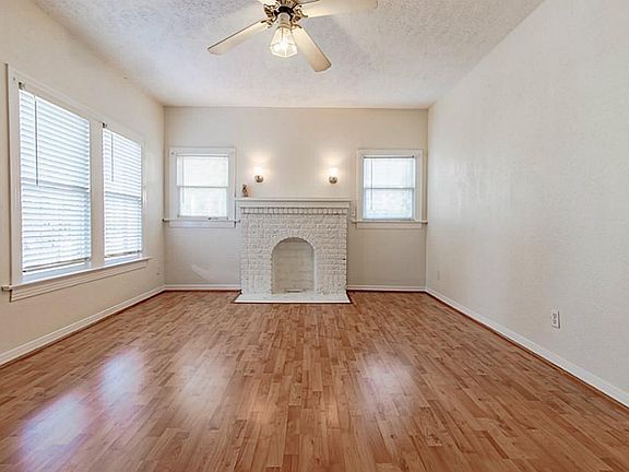 2nd image of 837 Peddie St Unit A