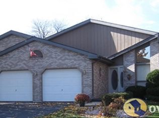 17040 Pineview Dr, Homer Glen, IL
