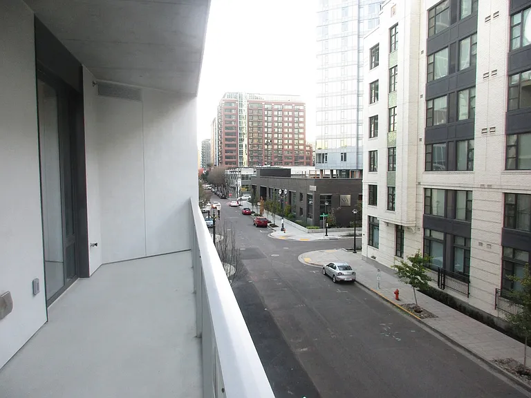 1150 NW Quimby St #312 — Photo 23