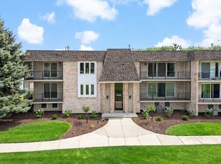 15700 Brassie Ct APT 2S, Orland Park, IL