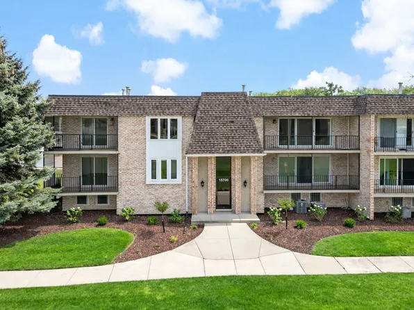15700 Brassie Ct APT 2S, Orland Park, IL 60462
