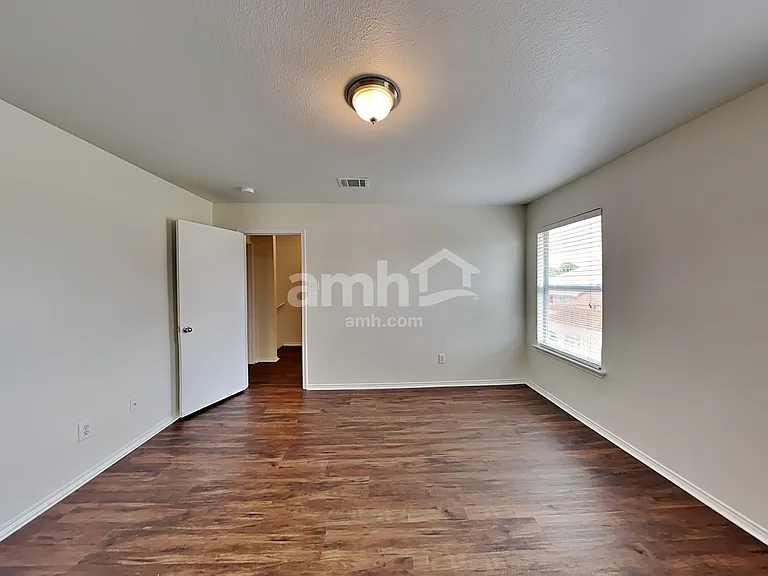 2014 Kingsbridge Dr — Photo 20