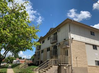 118 N Johnson St #4, Iowa City, IA 52245