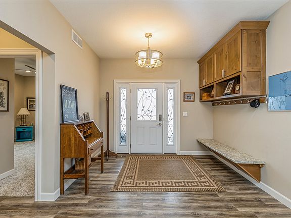 2nd image of 1901 McKay Dr