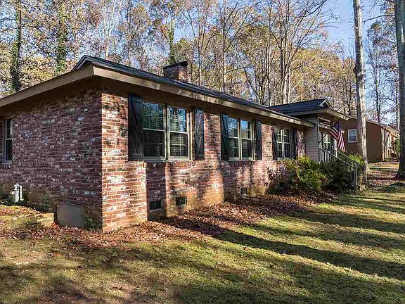 2nd image of 206 Sharon Dr