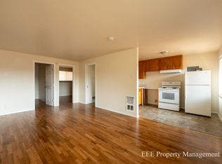 19207 60th Ave W #8, Lynnwood, WA 98036