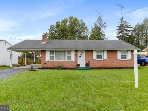 9714 Chapelwood Ln, Hagerstown, MD 21740