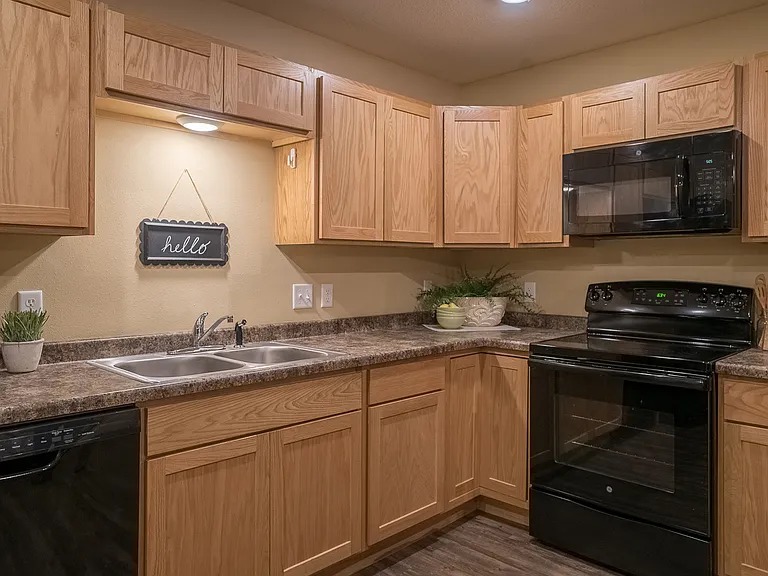 Creekside Townhomes — Photo 36