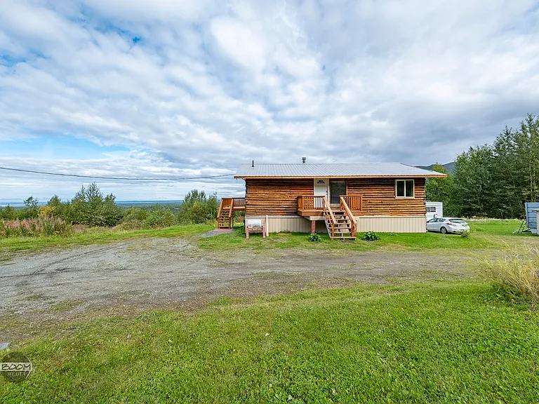 8153 Stewart Mountain Dr #B — Photo 4