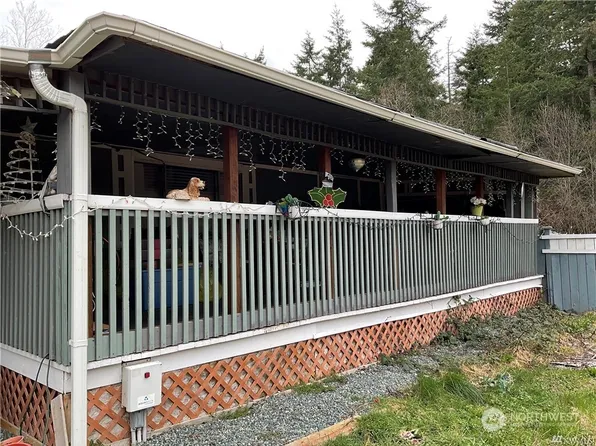 506 NW Crosby Avenue, Oak Harbor, WA 98277