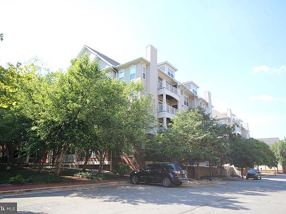 2nd image of 5116 Donovan Dr APT 201