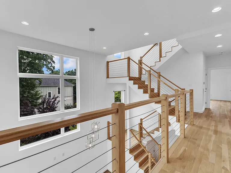 304 S Tarboro St — Photo 31