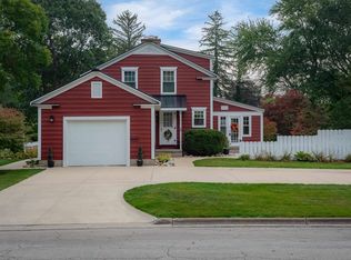 1417 Crescent Dr, Midland, MI 48640