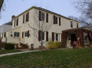 5567 Angle Ln, Greendale, WI 53129