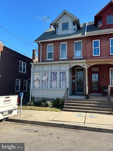 25 W 2nd St, Lansdale, PA, 19446
