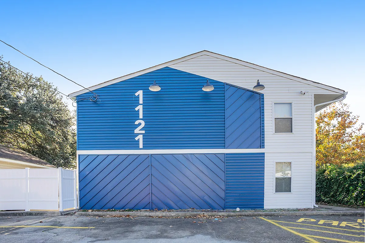 Building Photo - 1121 Hillside Ave Apartments