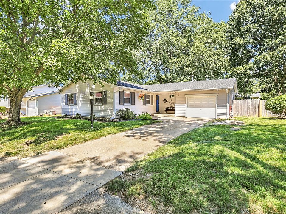 1st image of 1810 Rebecca Dr