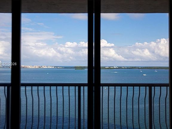 2nd image of 1200 Brickell Bay Dr APT 1901