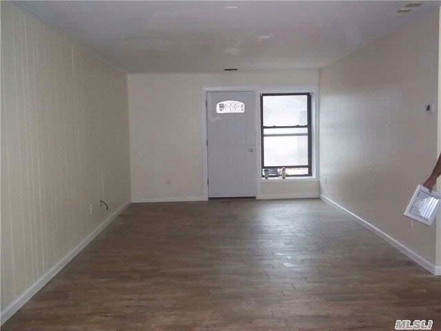 2nd image of 1023 Clubhouse Ct