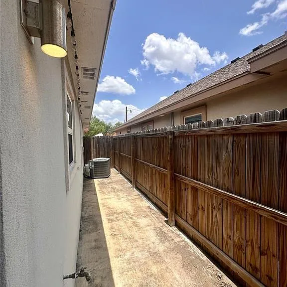 3609 Hawthorne Ave #1 — Photo 7