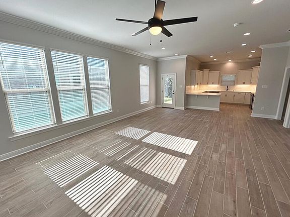 2nd image of 18 Brilliance Blvd